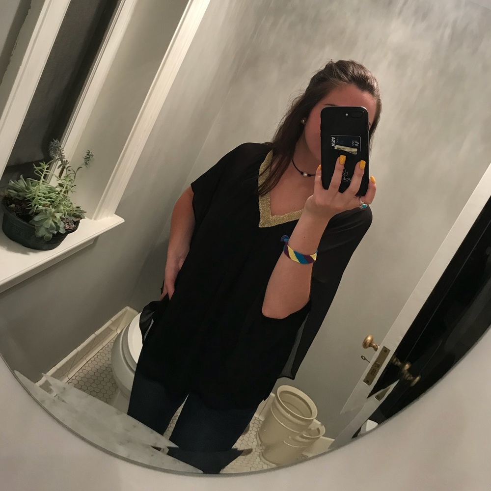 Unique Black Top NWOT